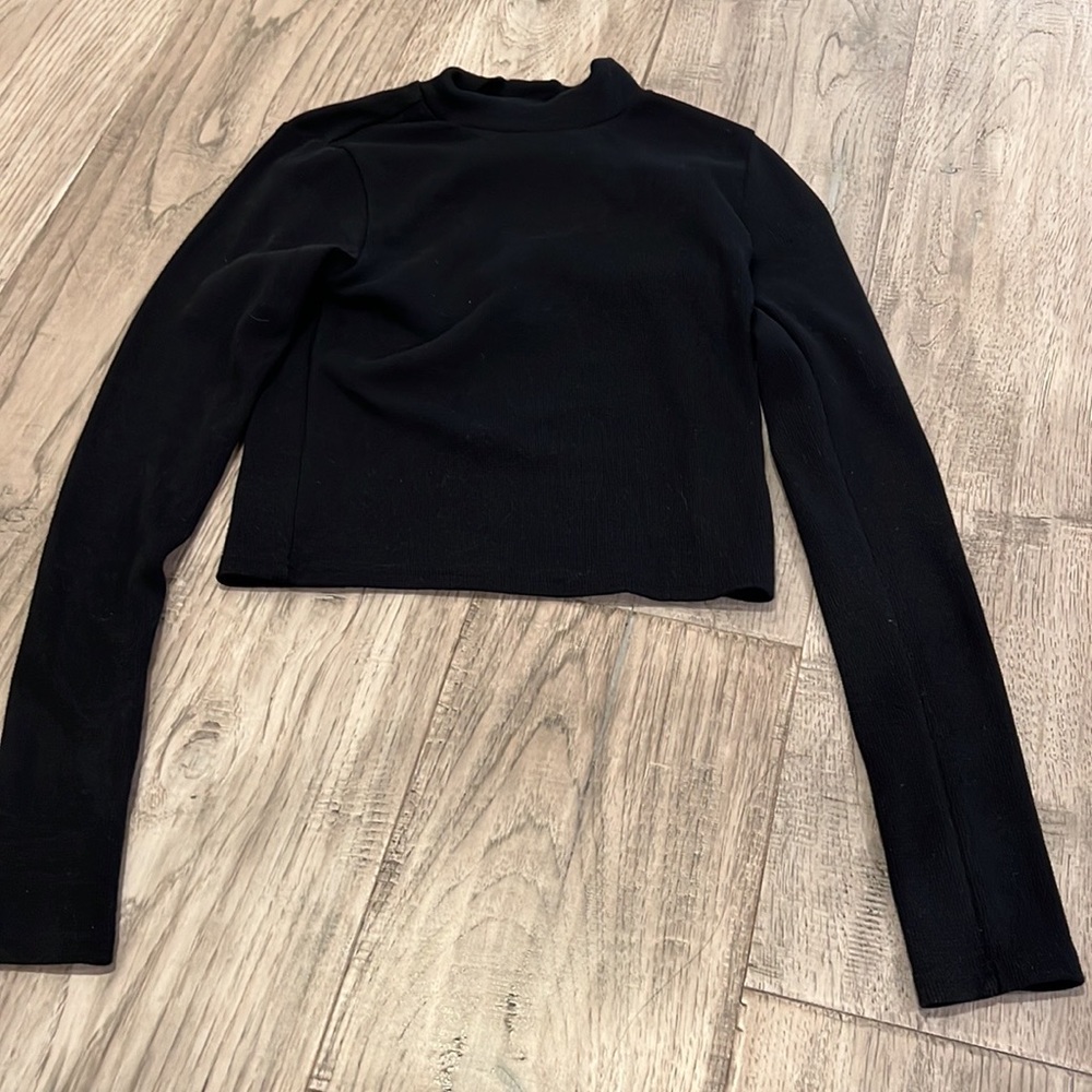 Abound black crop top long sleeve
